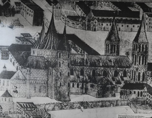 Im Domgrabungsmuseum Salzburg, altes Wandbild vom Dom
